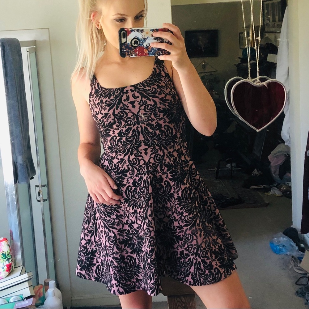 Elegant A-Line Dress 🌷